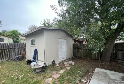 6011 Forest Ridge San Antonio TX 78240