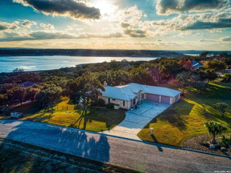 110 Kingsbury Canyon Lake TX 78133