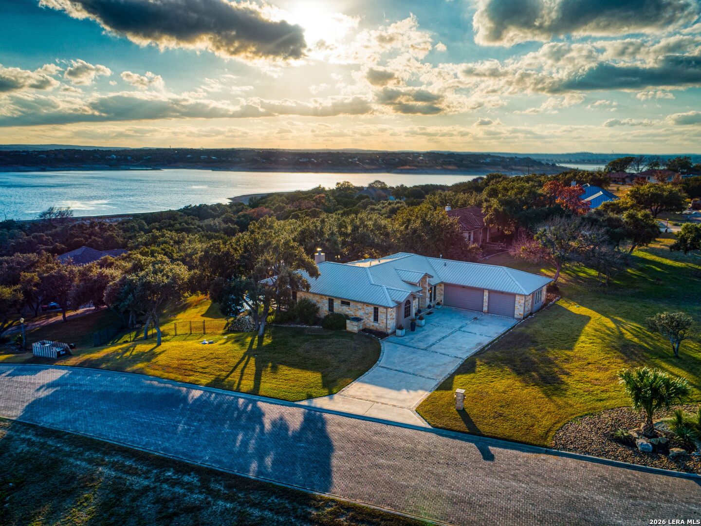 110 Kingsbury Canyon Lake TX 78133