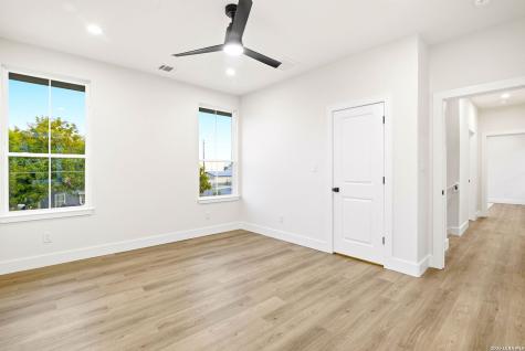 1801 W Southcross Boulevard San Antonio TX 78211