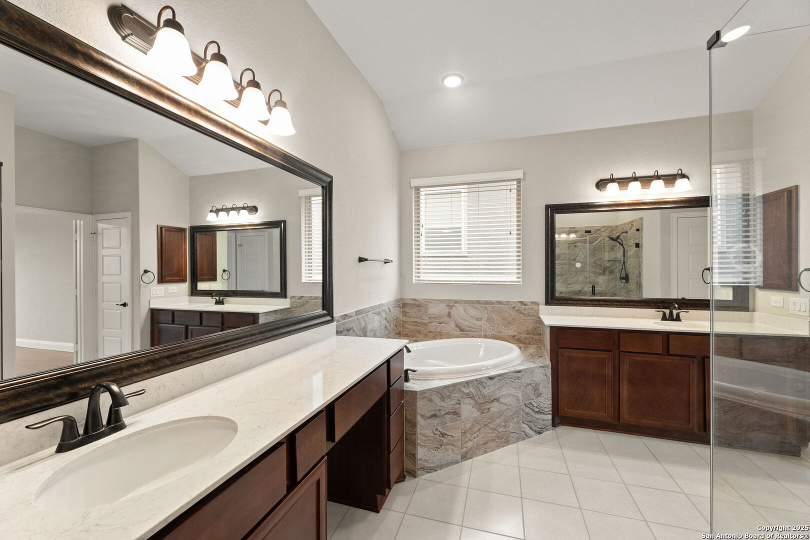 24011 Azul Dawn San Antonio TX 78261