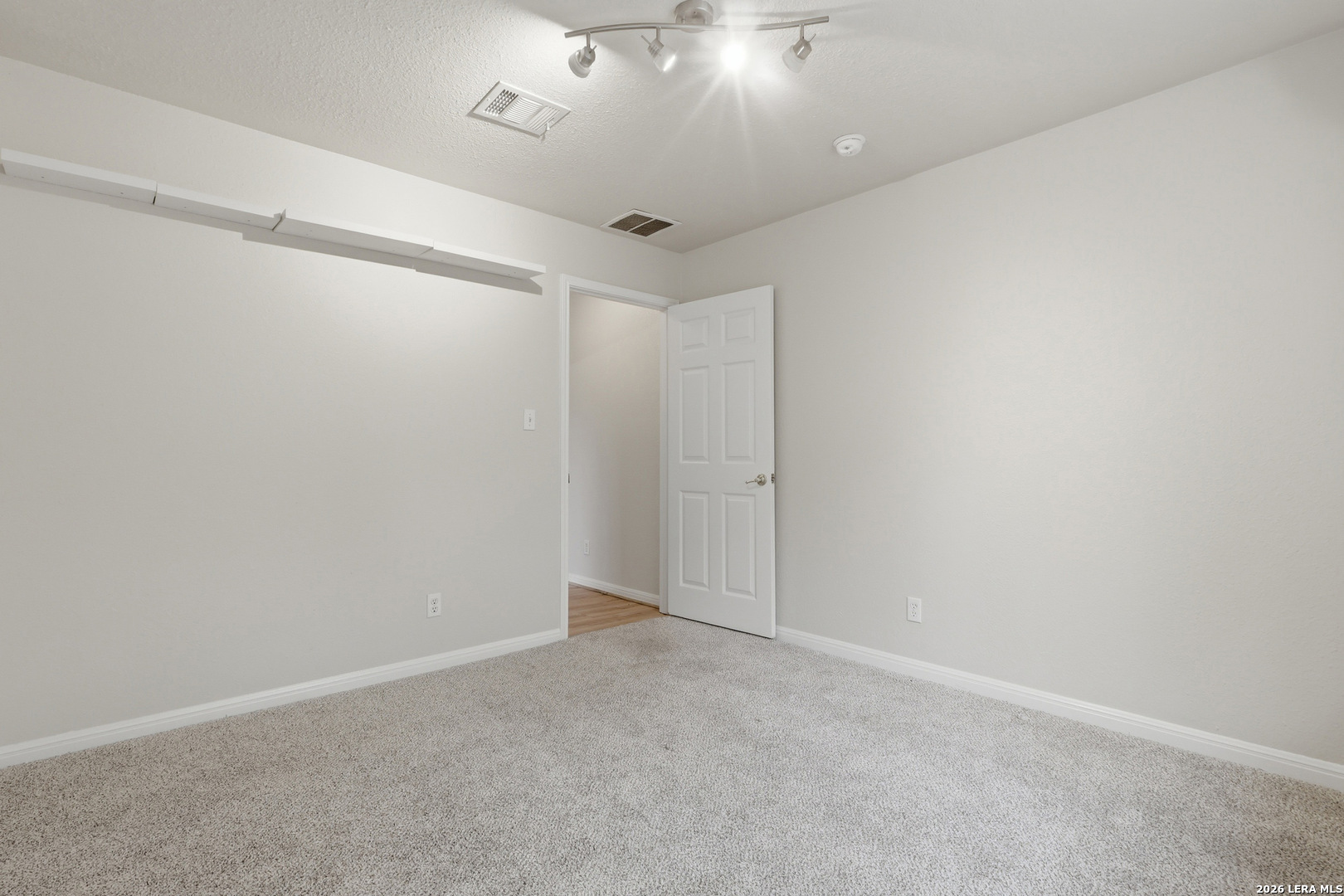 1203 Sand Wedge San Antonio TX 78258