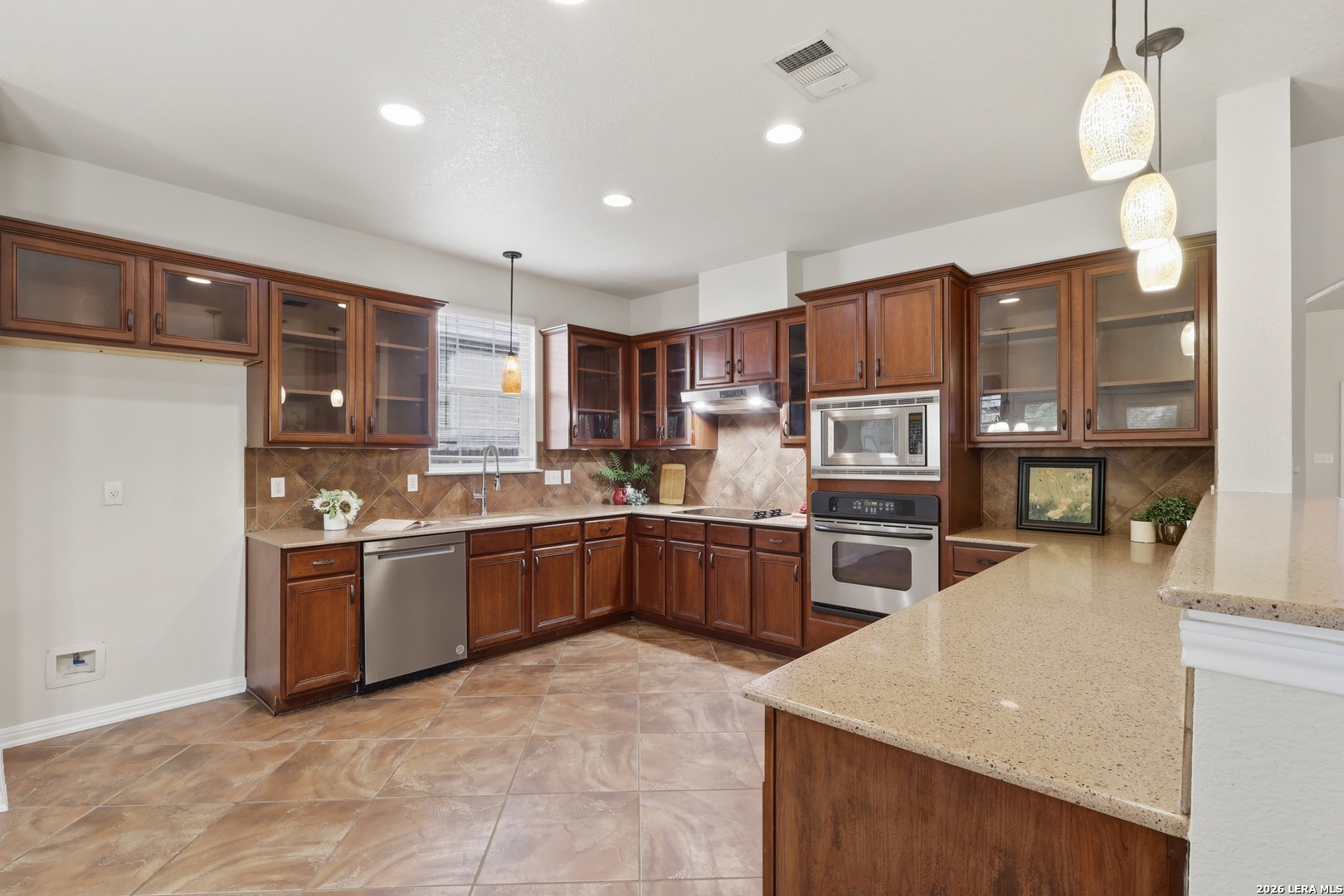 1203 Sand Wedge San Antonio TX 78258