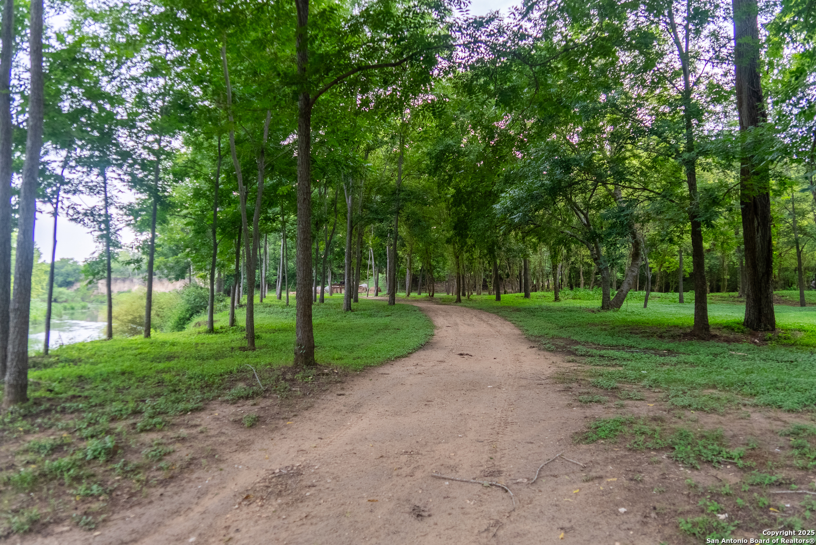 11089 Alternate 90 Seguin TX 78155