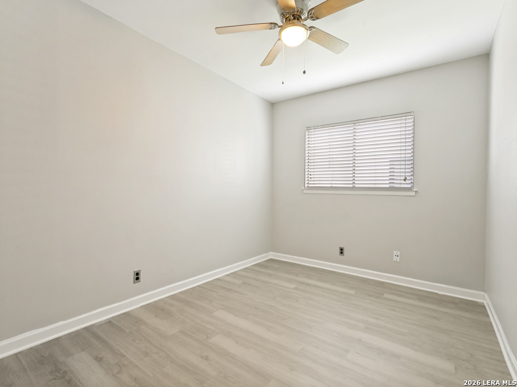6827 Country Hill San Antonio TX 78240