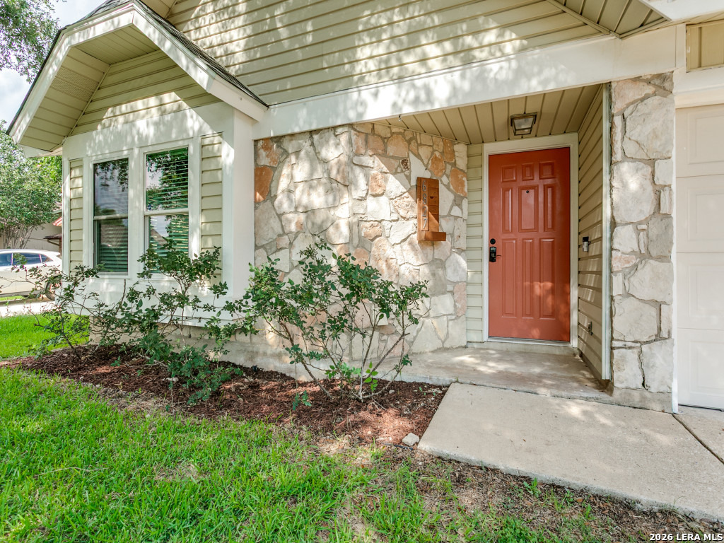 6827 Country Hill San Antonio TX 78240
