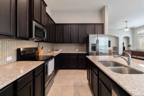 1388 Kamryn New Braunfels TX 78130