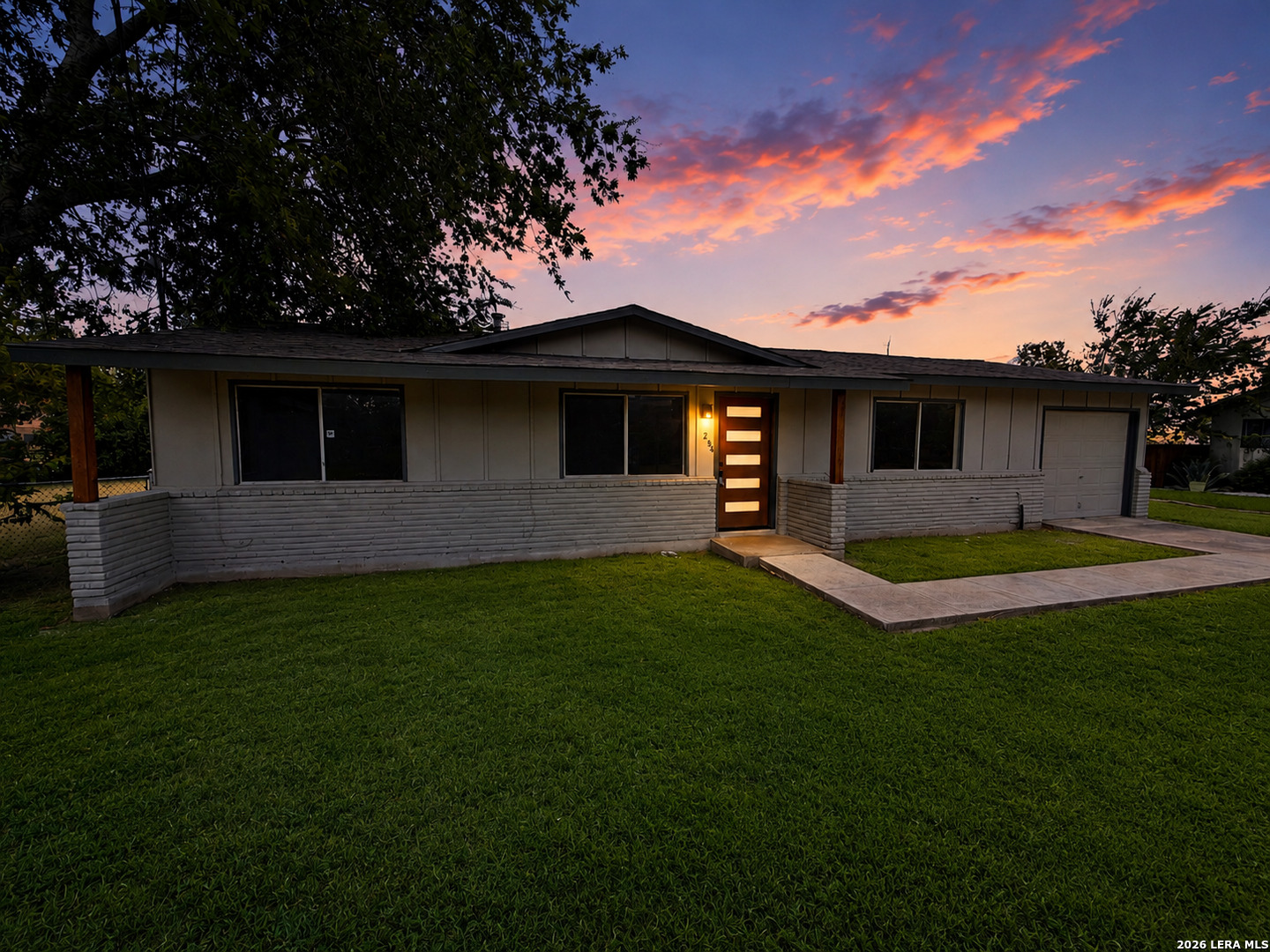 254 Flintstone Lane Universal City TX 78148