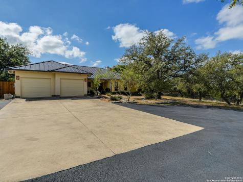 1252 Johnson Road Canyon Lake TX 78133