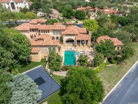 18 Crescent San Antonio TX 78257