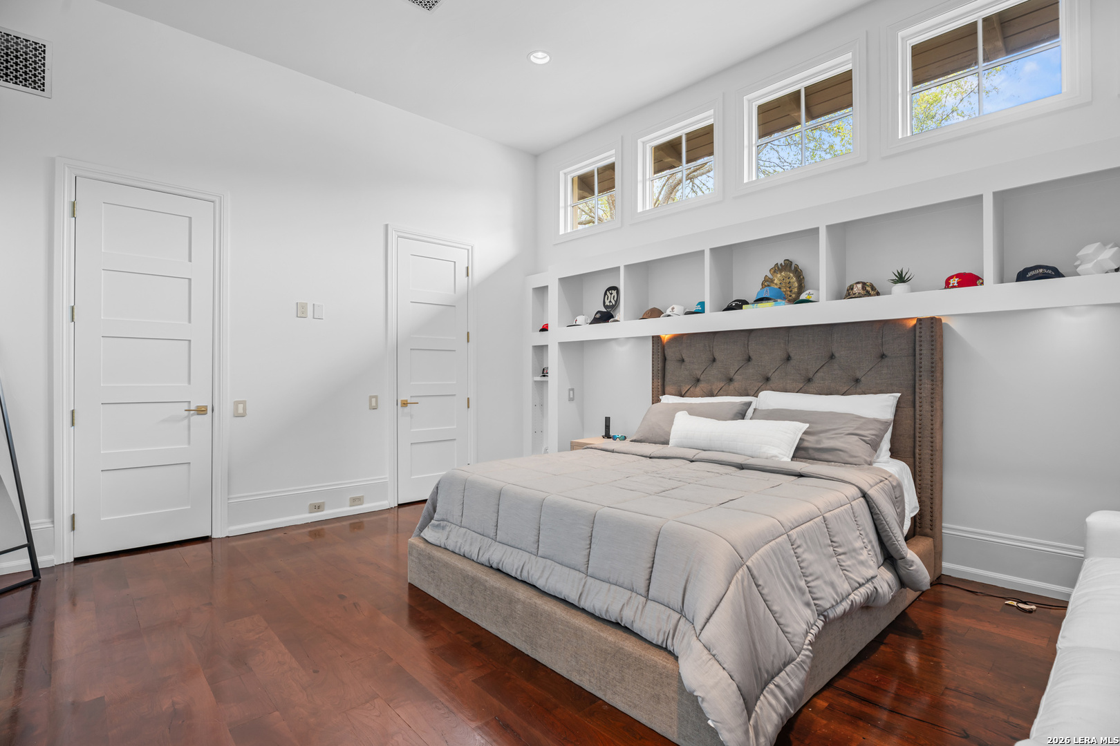 18 Crescent San Antonio TX 78257
