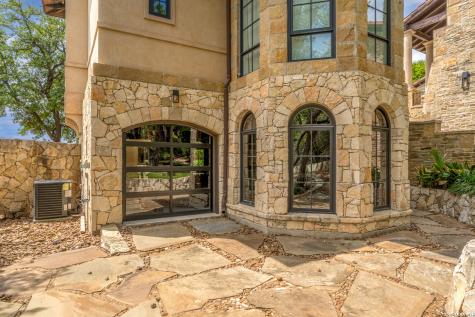 18 Crescent San Antonio TX 78257