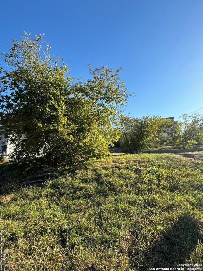 2606 E Commerce Street San Antonio TX 78203