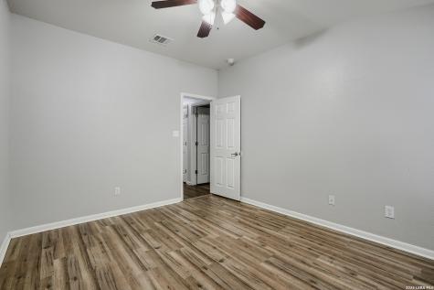 8518 El Camino Court San Antonio TX 78254