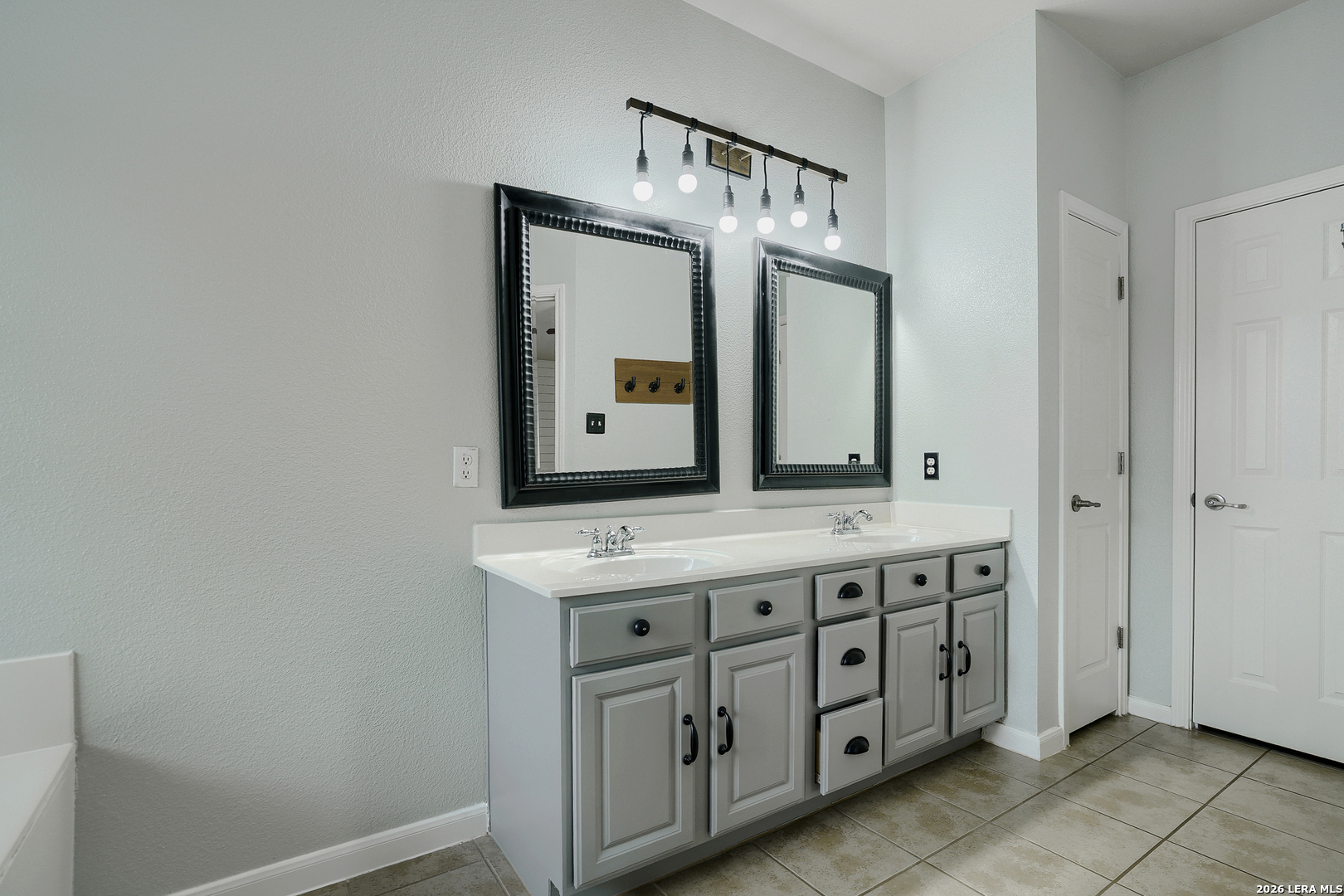 8518 El Camino Court San Antonio TX 78254