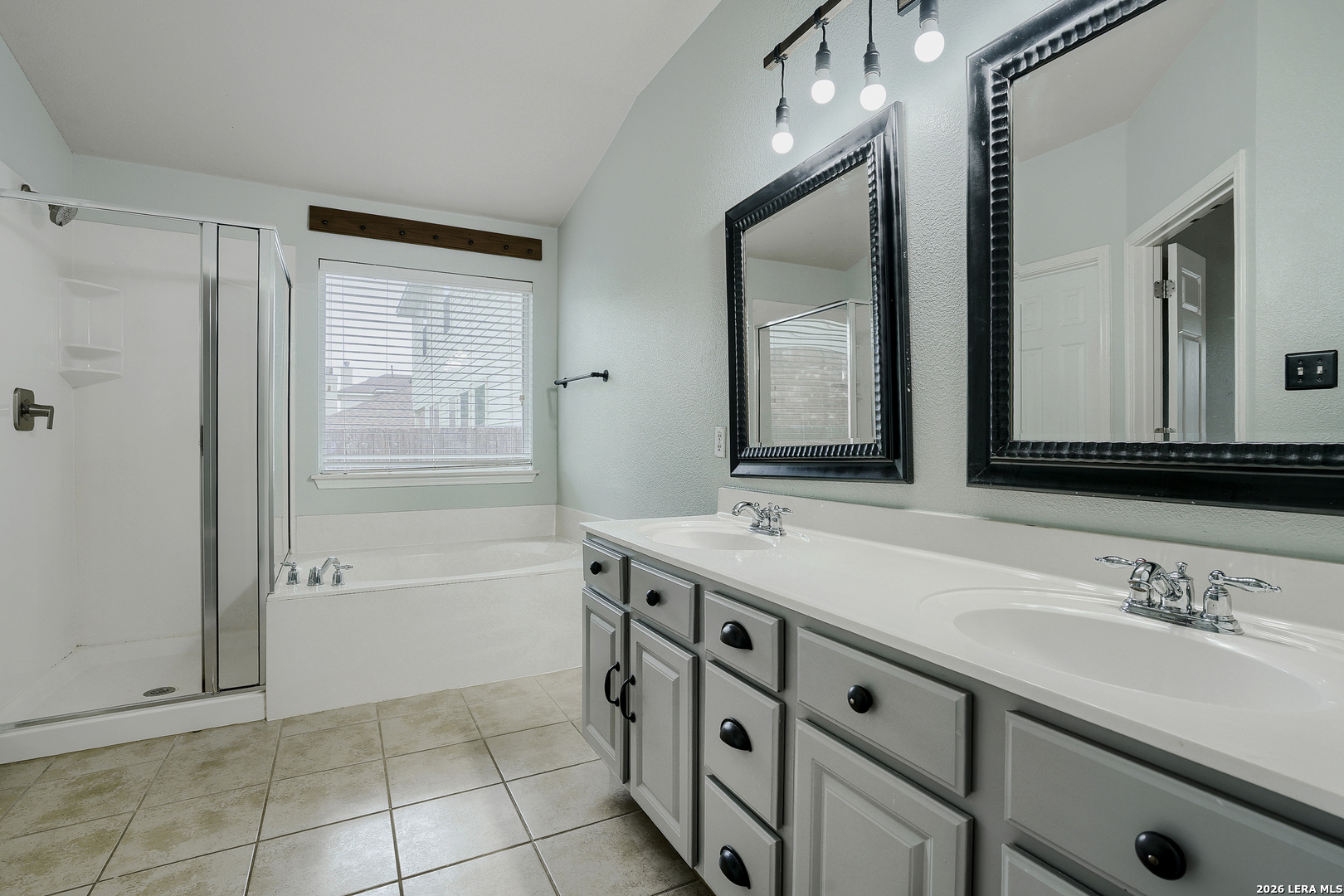 8518 El Camino Court San Antonio TX 78254