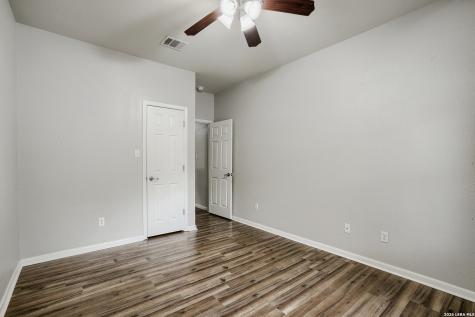 8518 El Camino Court San Antonio TX 78254