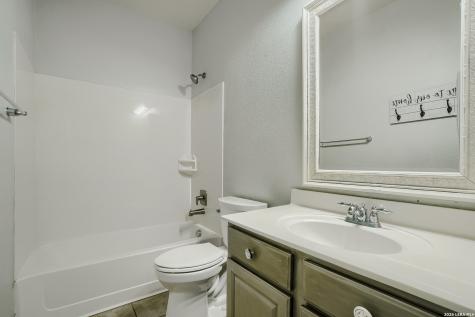 8518 El Camino Court San Antonio TX 78254