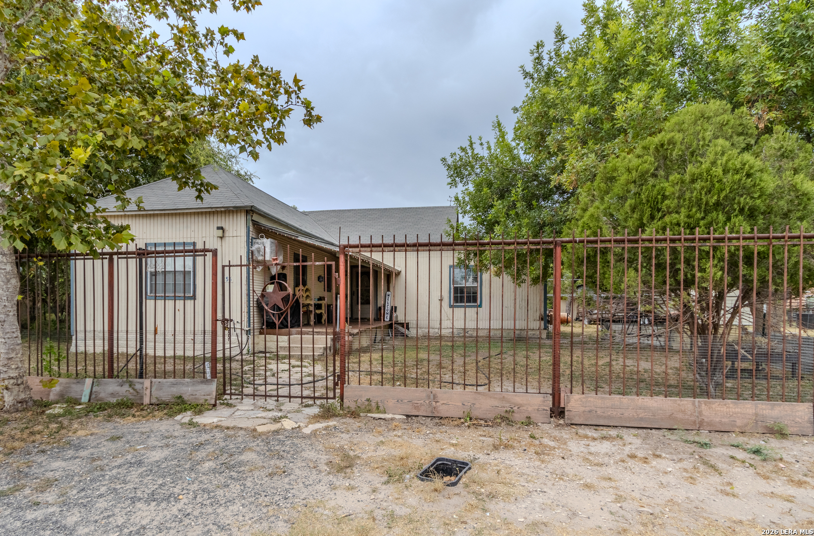 256 S Broadway Spofford TX 78877