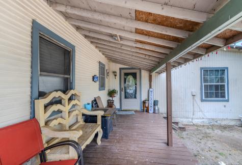 256 S Broadway Spofford TX 78877
