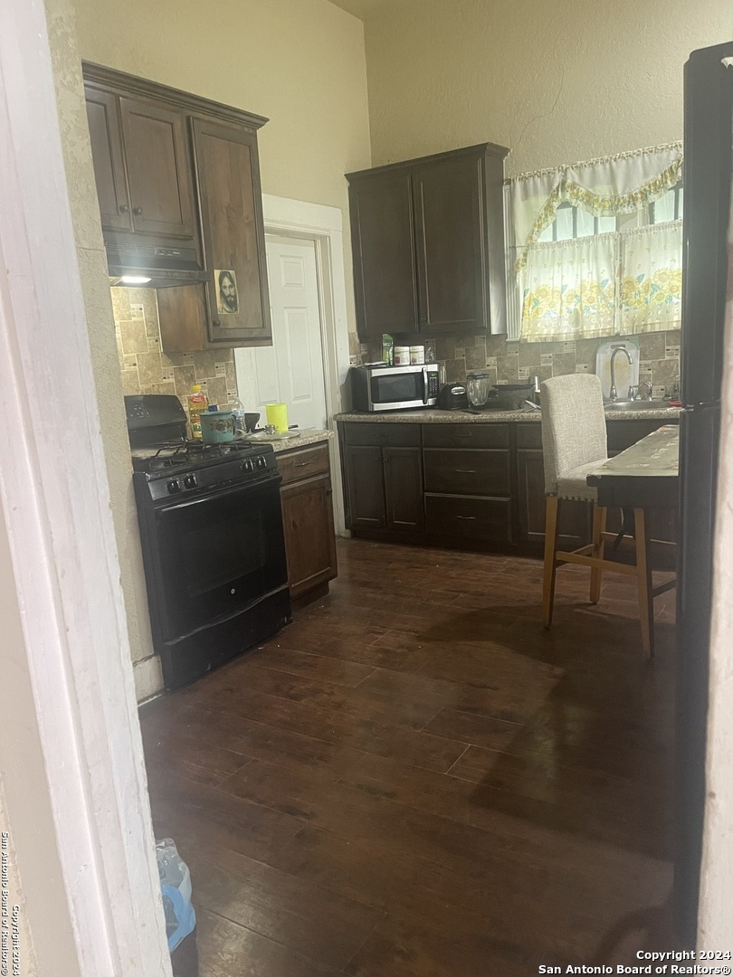 1721 Monterey Street San Antonio TX 78207