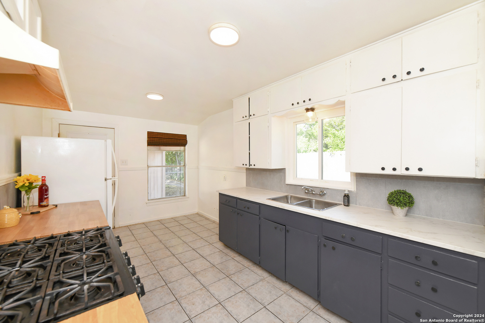 302 Lemur Drive San Antonio TX 78213