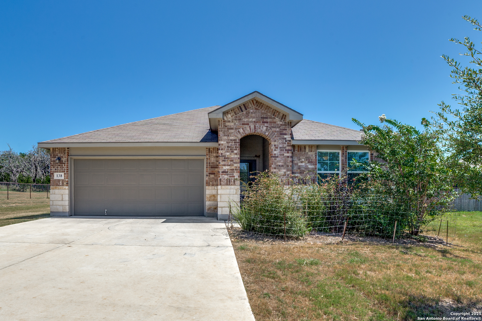 138 Desert Poppy Bandera TX 78003
