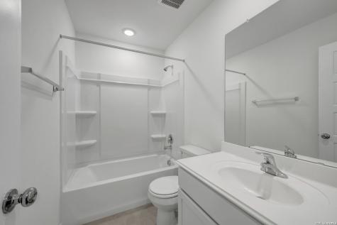 1177 Limestone Ridge Seguin TX 78155