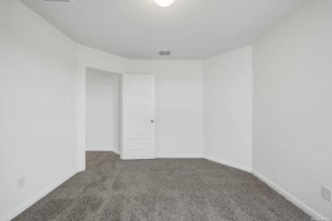 1177 Limestone Ridge Seguin TX 78155