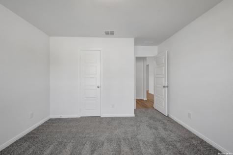 1177 Limestone Ridge Seguin TX 78155