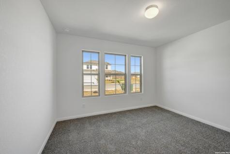 1177 Limestone Ridge Seguin TX 78155