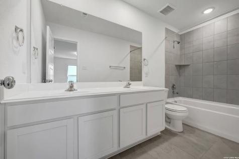 1177 Limestone Ridge Seguin TX 78155