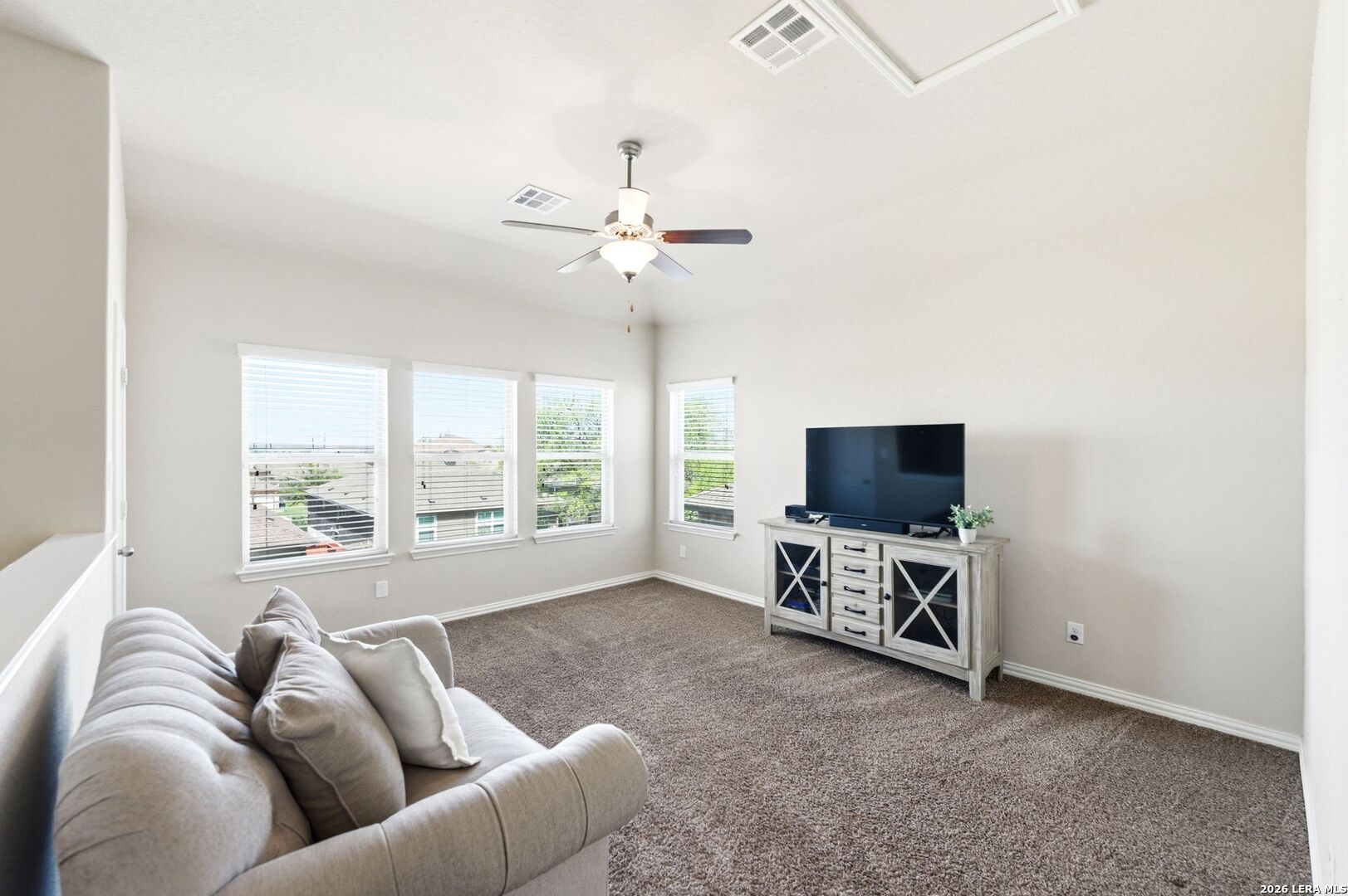 6151 Akin Elm San Antonio TX 78261