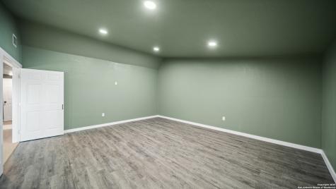 201 Lakeview Circle La Vernia TX 78121
