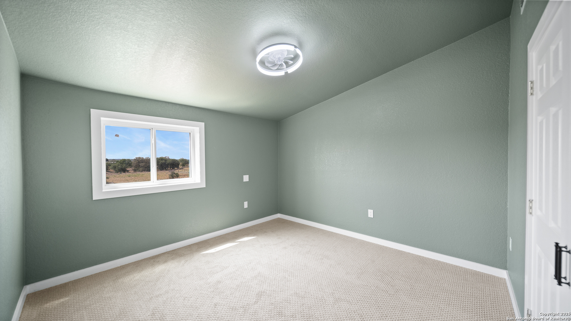 201 Lakeview Circle La Vernia TX 78121