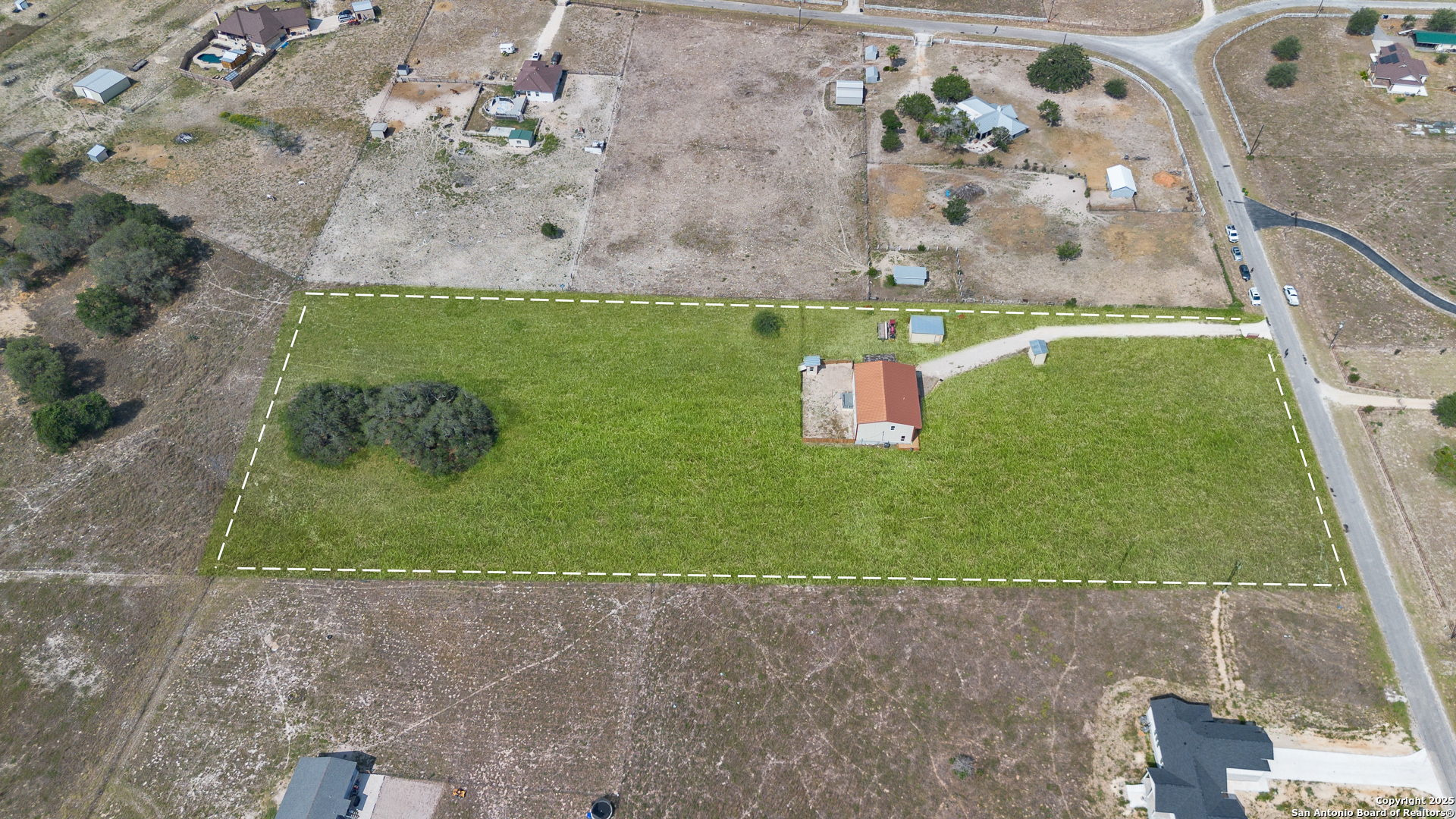 201 Lakeview Circle La Vernia TX 78121