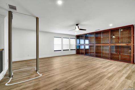 3914 Creek Rock San Antonio TX 78230