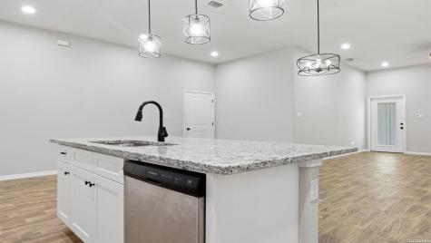 728 Crestview Floresville TX 78114