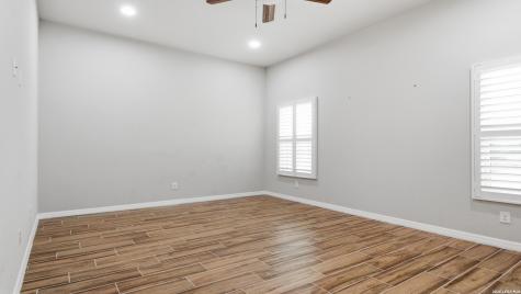 728 Crestview Floresville TX 78114