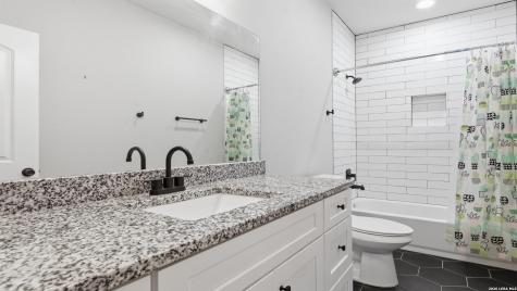 728 Crestview Floresville TX 78114
