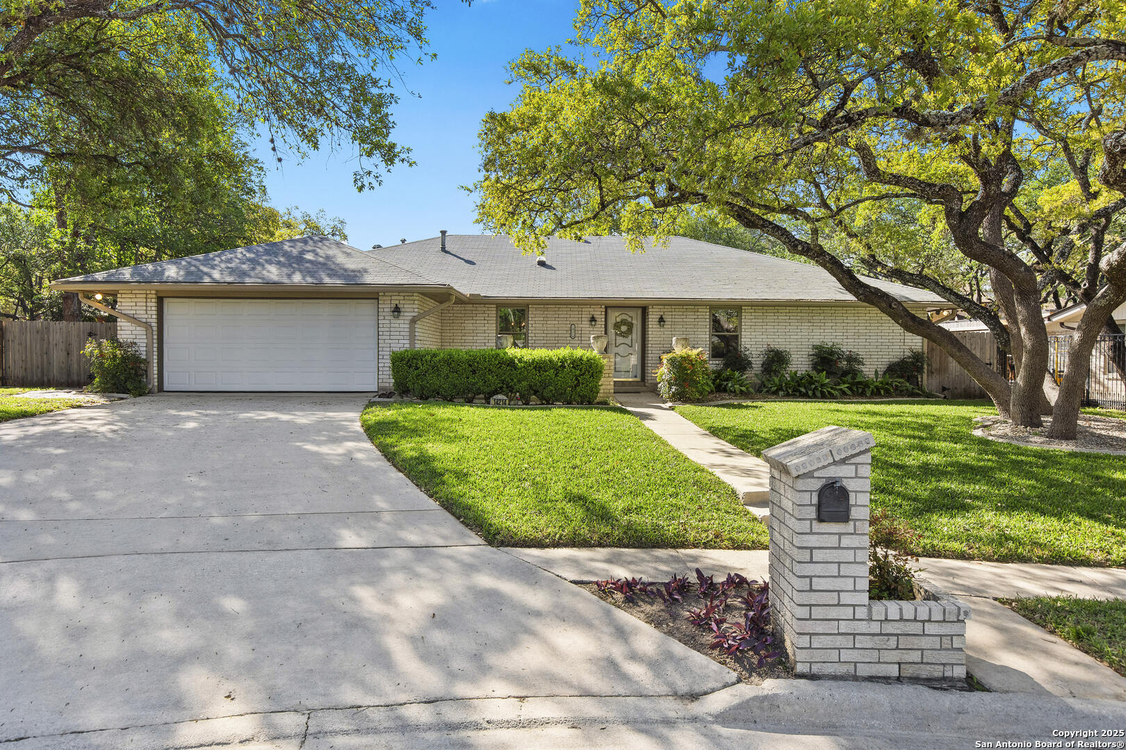14214 Brenton Woods San Antonio TX 78249