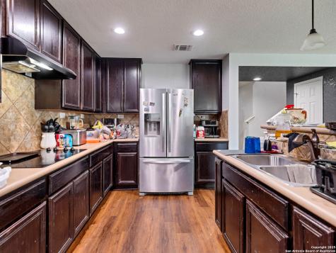 7710 Sundew Mist San Antonio TX 78244