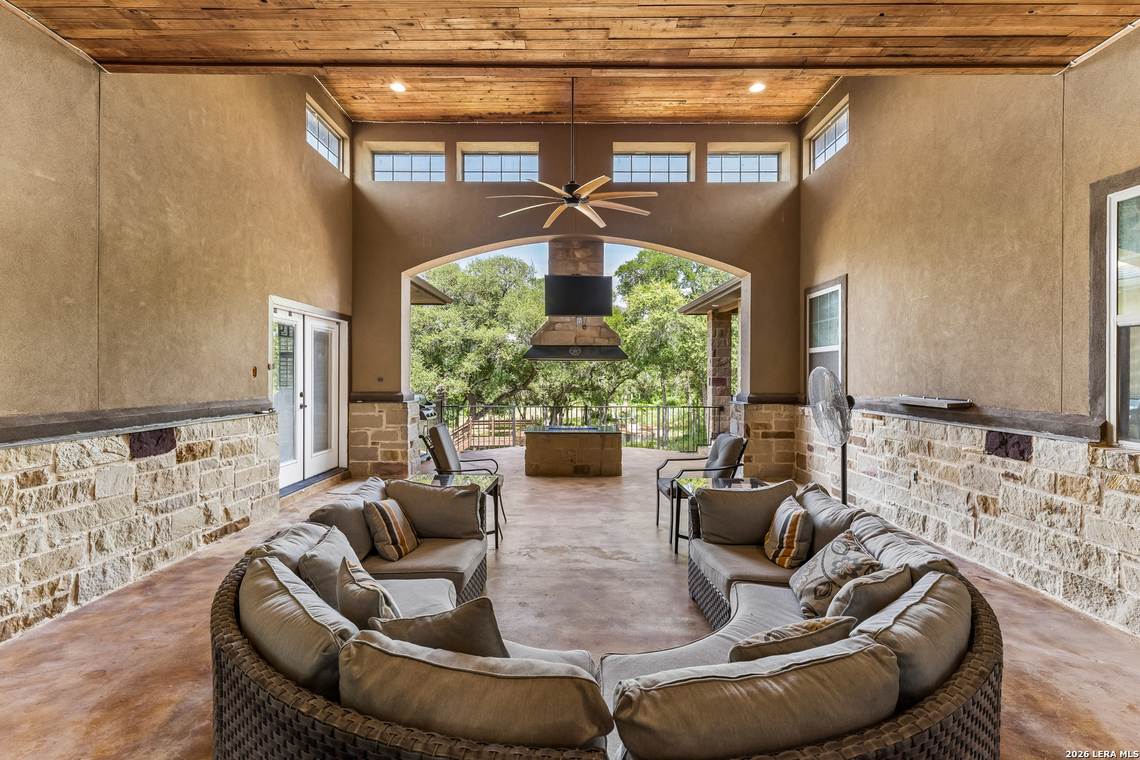 1357 Private Road 3702 San Antonio TX 78253