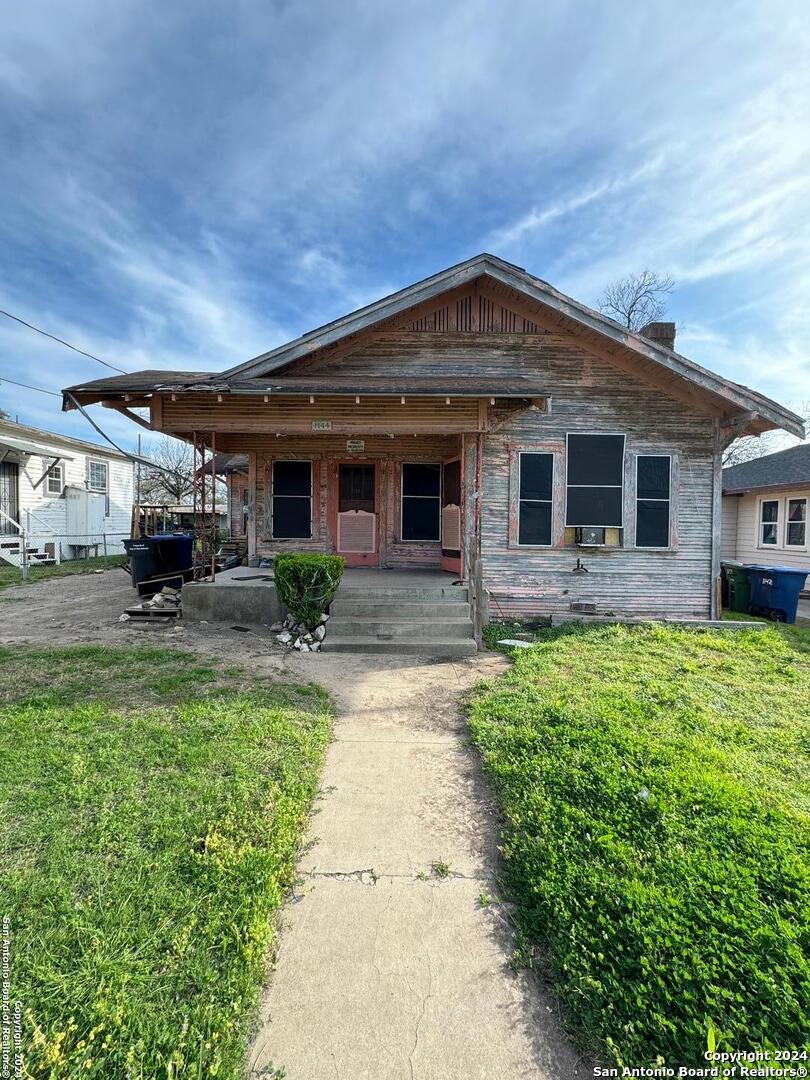 1144 Denver San Antonio TX 78210