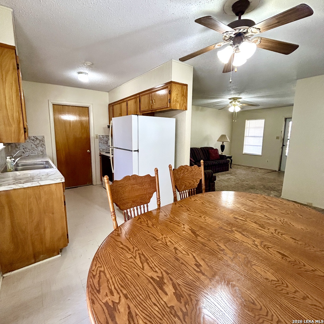 1215 W Crockett Beeville TX 78102
