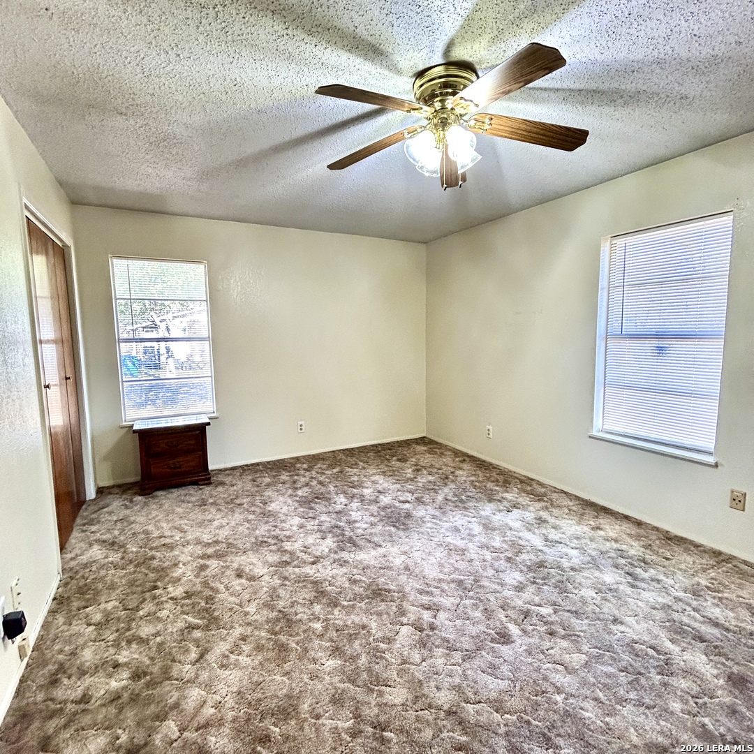 1215 W Crockett Beeville TX 78102