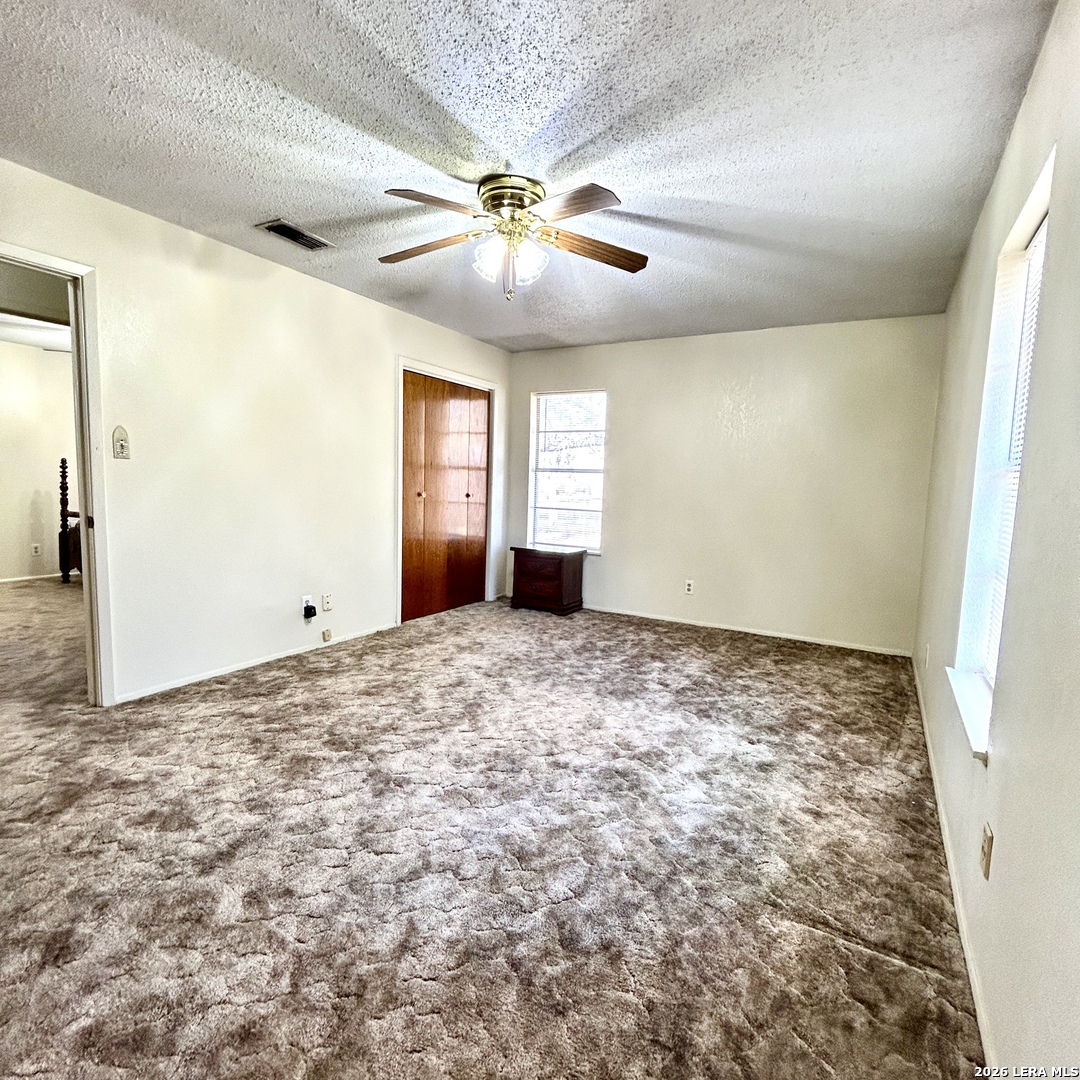 1215 W Crockett Beeville TX 78102