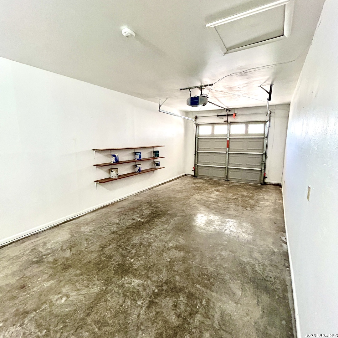 1215 W Crockett Beeville TX 78102