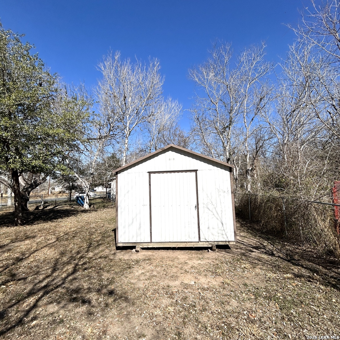 1215 W Crockett Beeville TX 78102