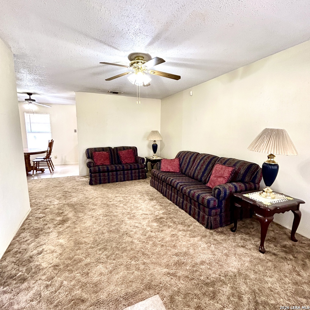 1215 W Crockett Beeville TX 78102
